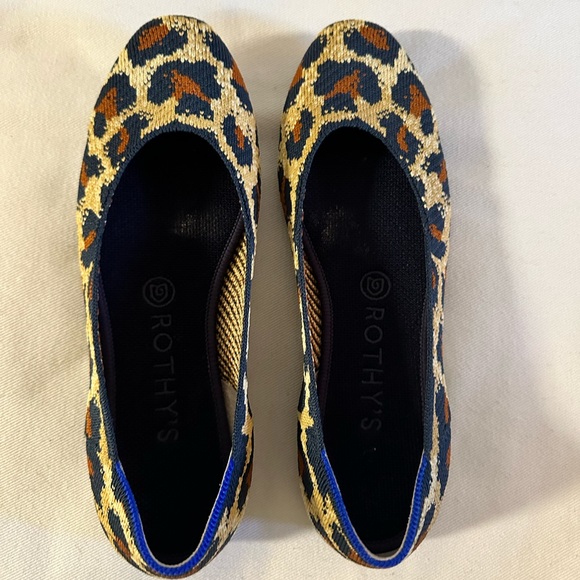 Rothy’s Squared Toed Big Cat (navy) - Picture 1 of 6
